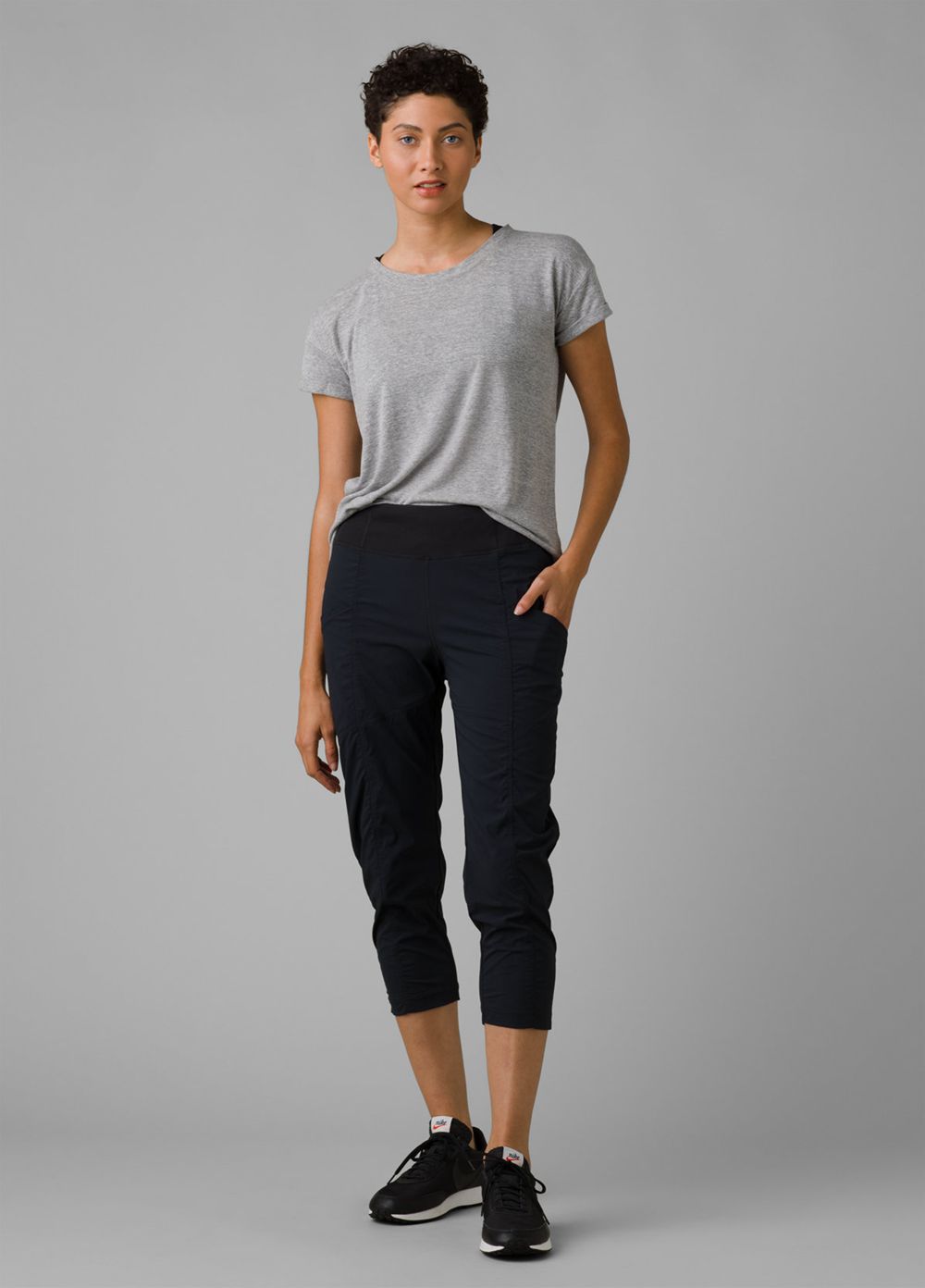 Black Women's PrAna Koen Capri Pants | BLVEZR617