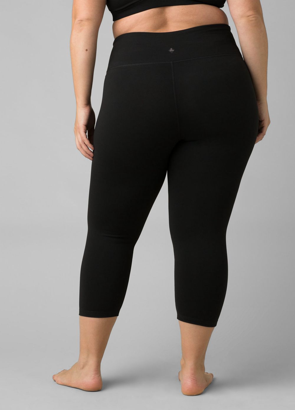 Black Women's PrAna Transform Capri Plus Leggings | GWFHUP936