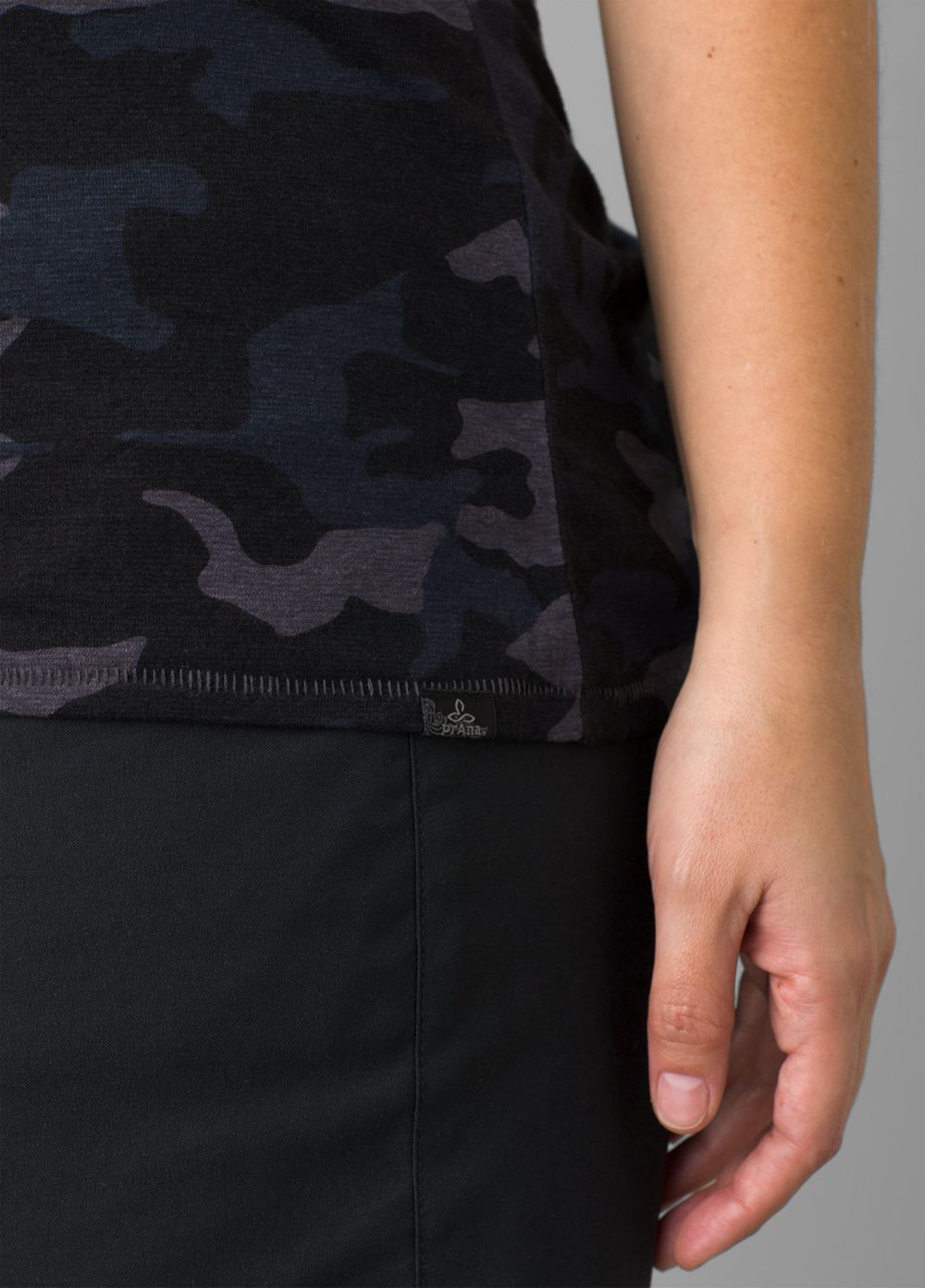 Camouflage Women's PrAna Cozy Up Plus T-Shirts | COHFXK659