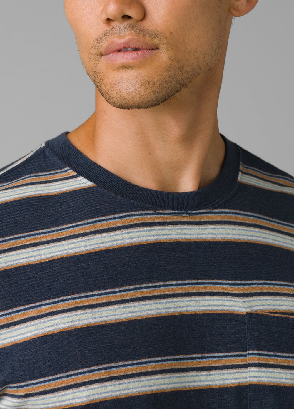 Navy Men's PrAna Cardiff Short Sleeve Pocket T-Shirts | ZTPSJF268