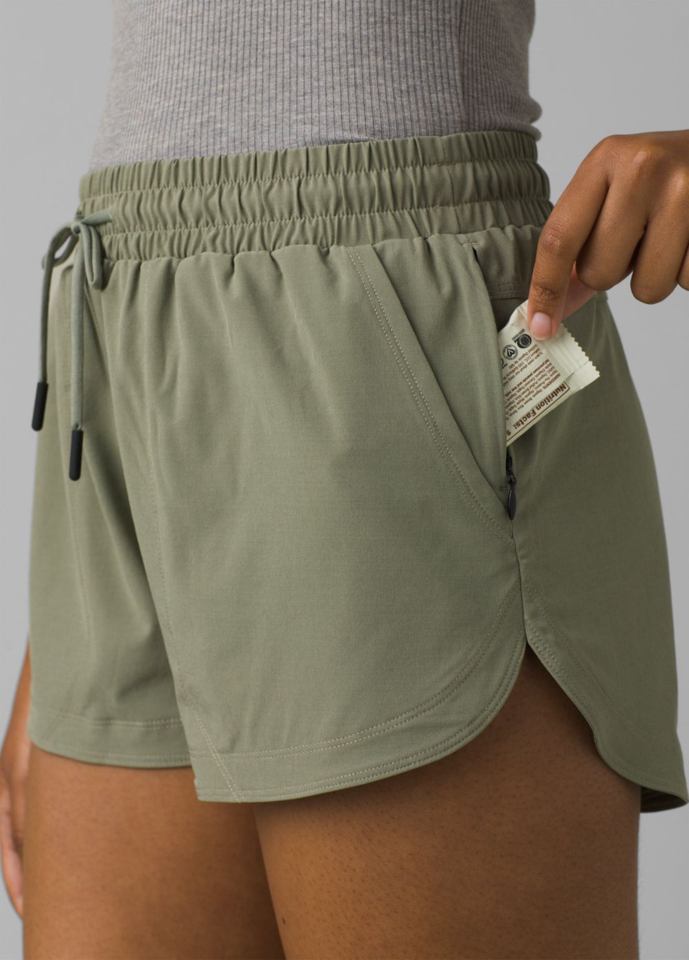 Olive Women's PrAna Caslelo Shorts | XOBHSG793