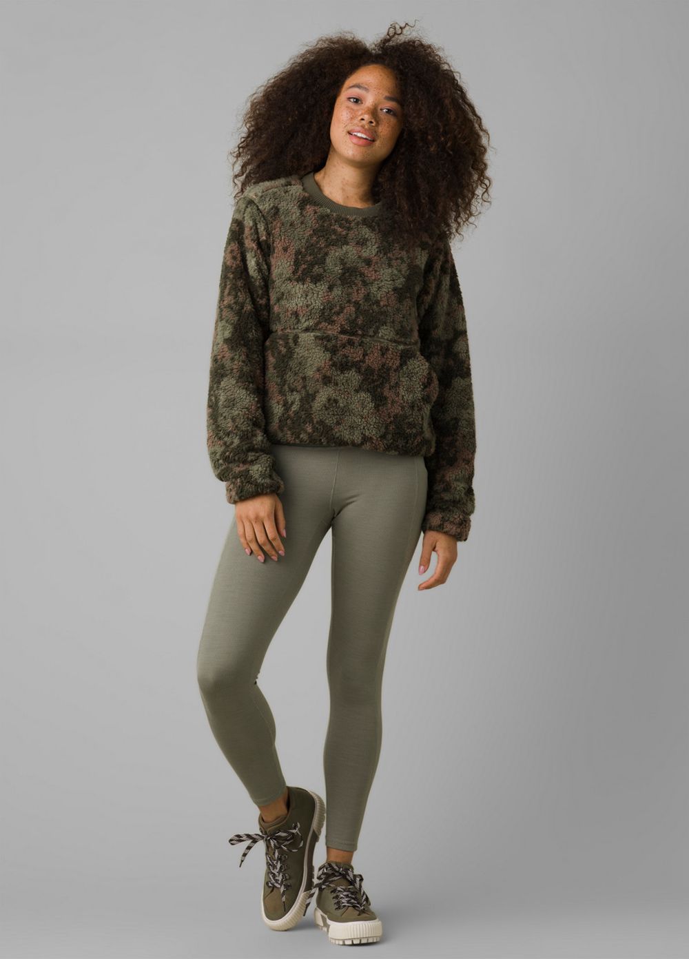 Olive Women's PrAna Polar Escape Sweatshirt | ZNPIEY097